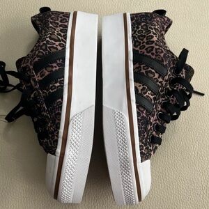 NWT - Adidas Women’s Nizza Platform Shoes - Size 9